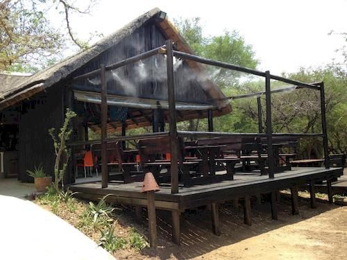 Hotel The Bush Pub & Inn 15