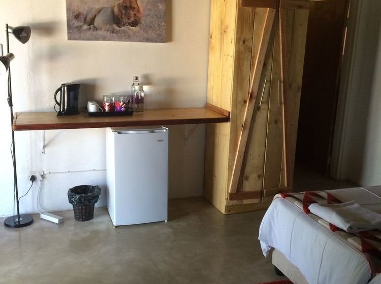 Hotel The Bush Pub & Inn 5