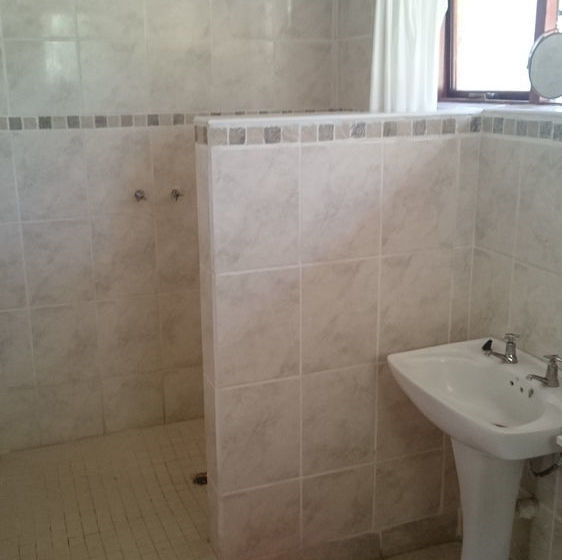 Hotel The Bush Pub & Inn 9