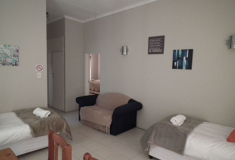 Lanseria Country Estate 6