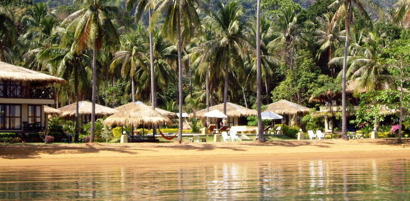 Hotel Amber Sands Beach Resort 13