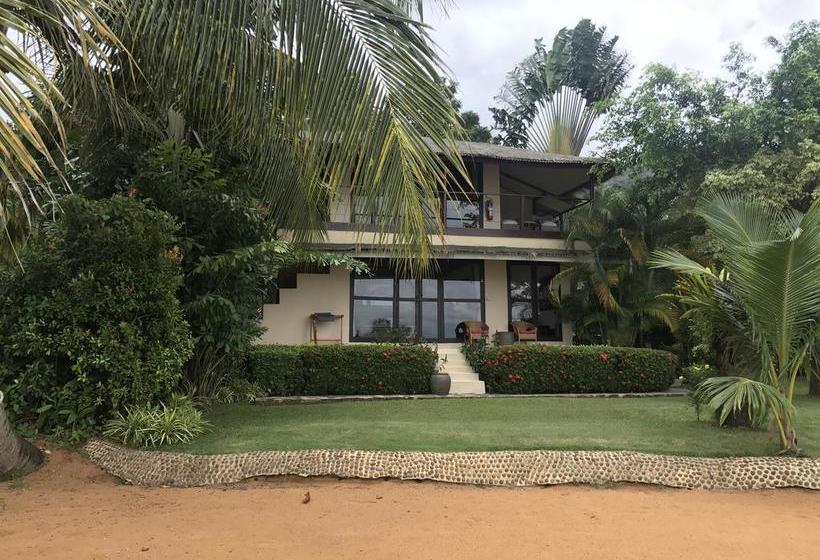 Hotel Amber Sands Beach Resort 4