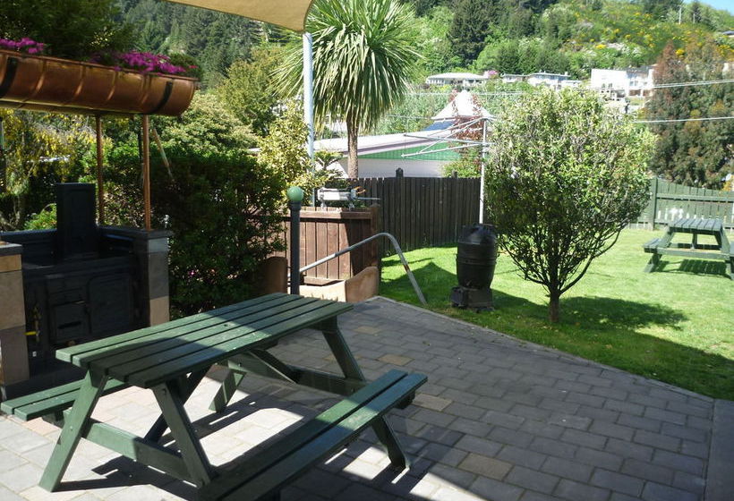 Queenstown Holiday Park & Motels Creeksyde 18