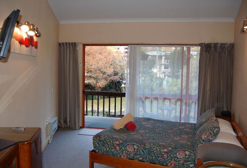 Queenstown Holiday Park & Motels Creeksyde 5