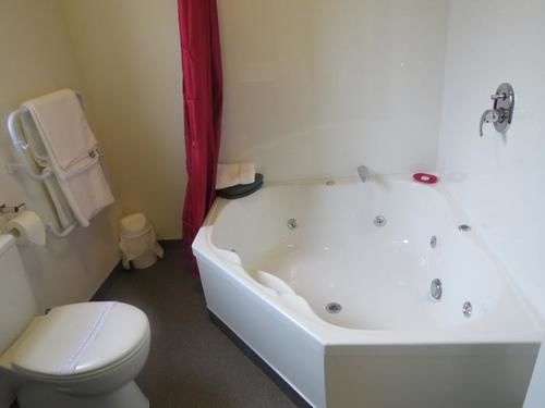 Ellena Court Motel 12