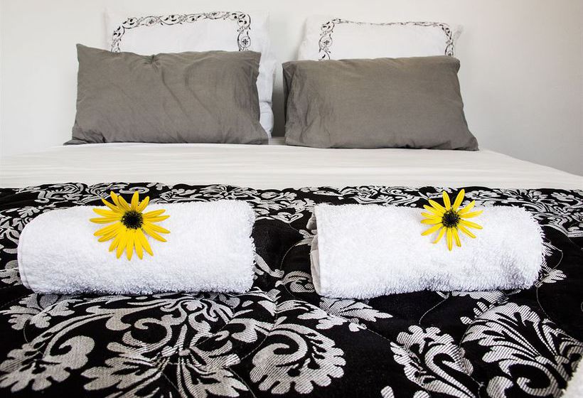 Pension Abington Manor - Fish Hoek Guesthouse