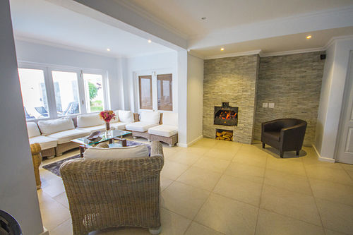 Pension Abington Manor - Fish Hoek Guesthouse 10