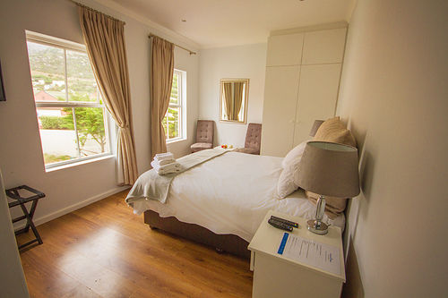 Pension Abington Manor - Fish Hoek Guesthouse 6