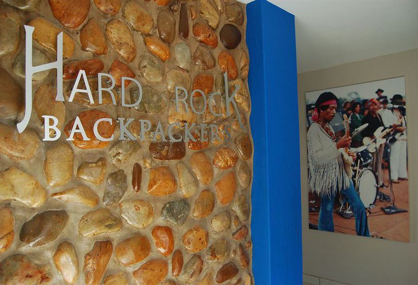 Hostel Hard Rock Backpackers 16