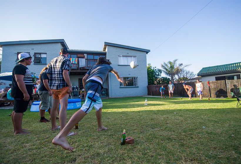 Hostel Hard Rock Backpackers 6