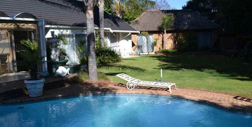 Pension Willow Tree Guest House 10