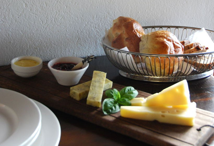 Hotel Mbizi Bush Lodge 7