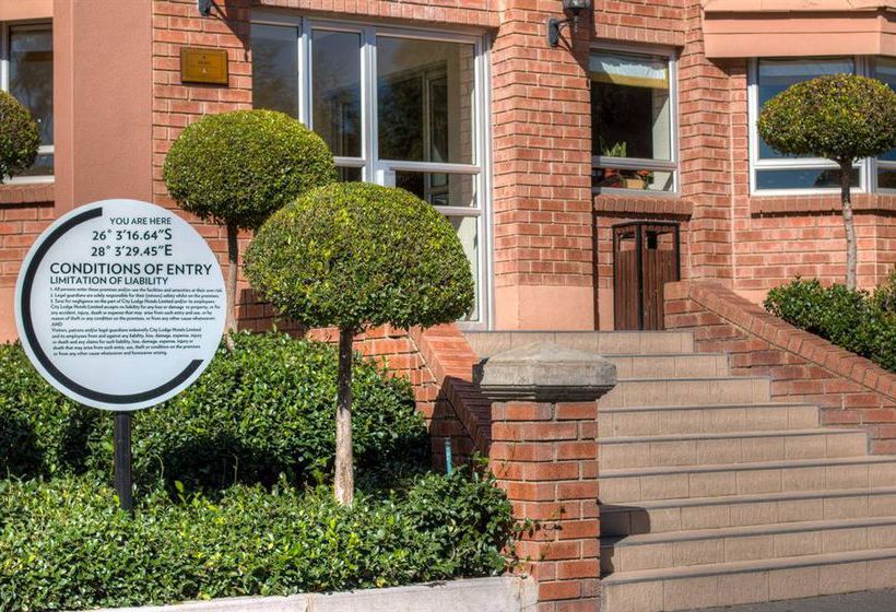 Hotel Road Lodge Rivonia 14