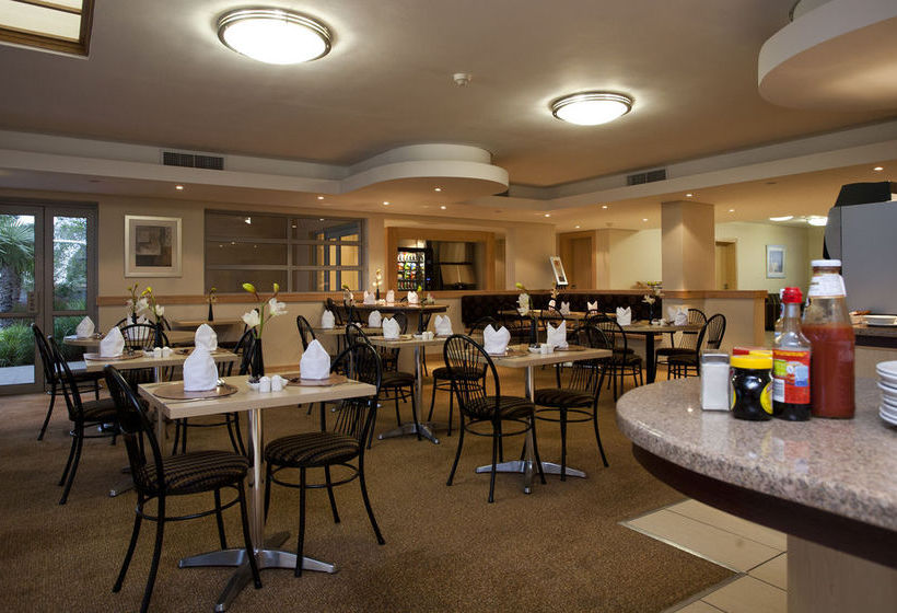 Hotel Road Lodge Bloemfontein Airport 3