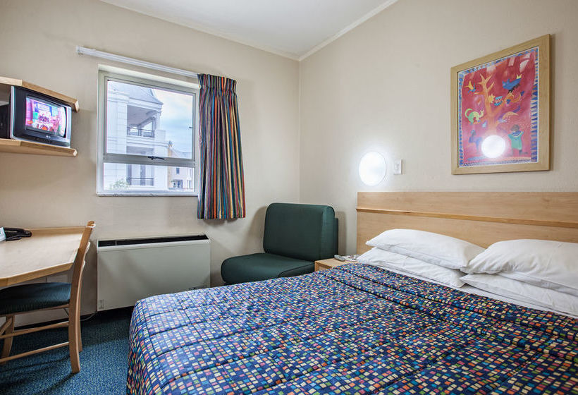 Hotel Road Lodge Potchefstroom 12