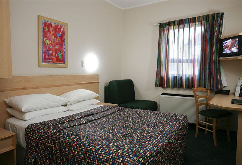 Hotel Road Lodge Potchefstroom 4