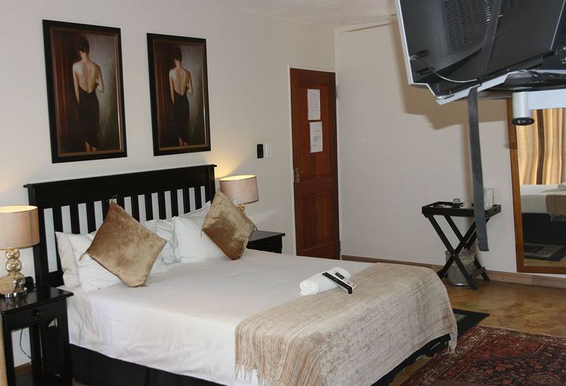 Hotel Khayalami Lodge 18