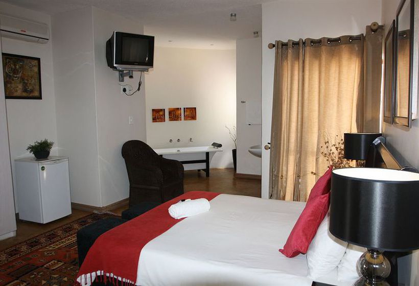 Hotel Khayalami Lodge 20