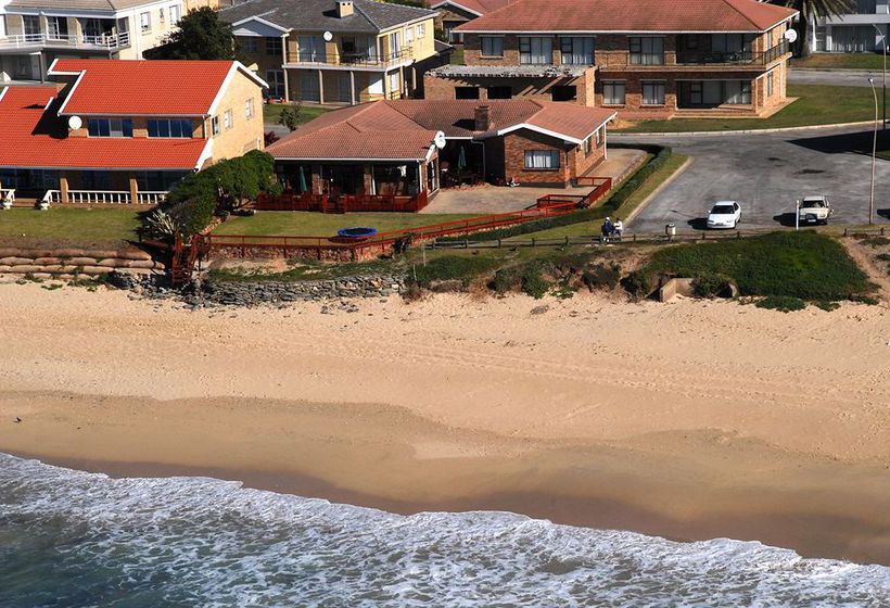 Jeffrey's Bay Beach House 3