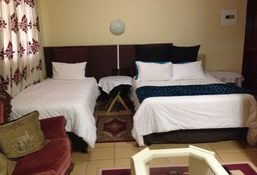 Pension Colts Hill Guest House 14