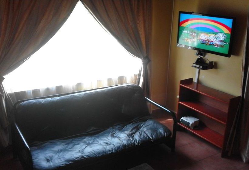 Pension Suburbian Lodge 15