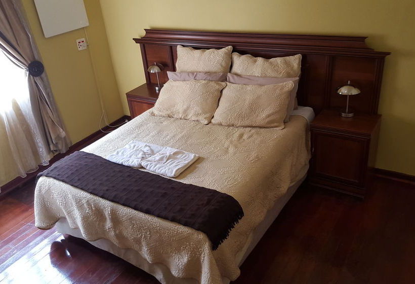 Pension Suburbian Lodge 5