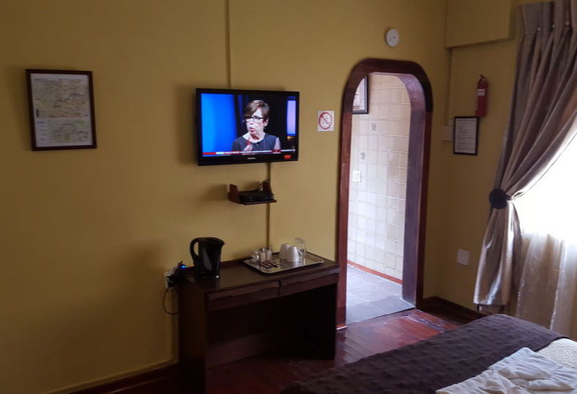 Pension Suburbian Lodge 6