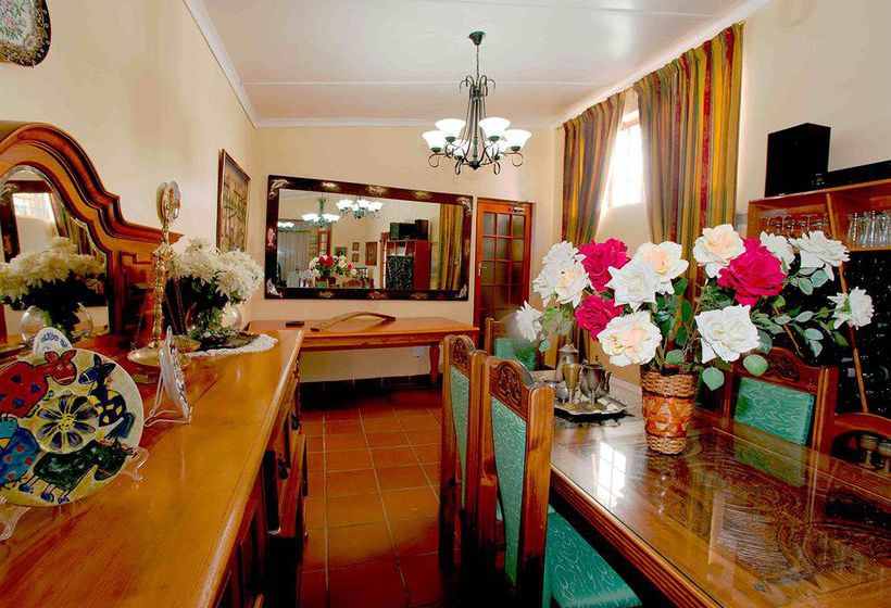 Bed and Breakfast Athenian Villa 12