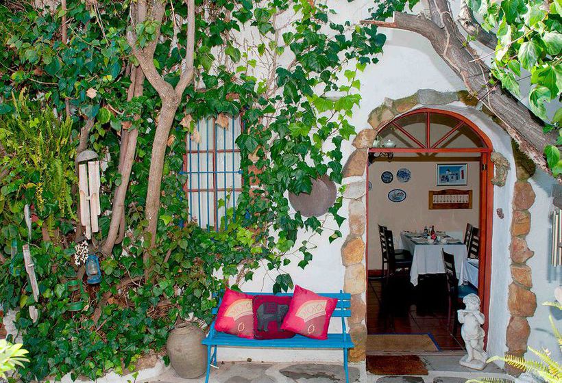 Bed and Breakfast Athenian Villa 16