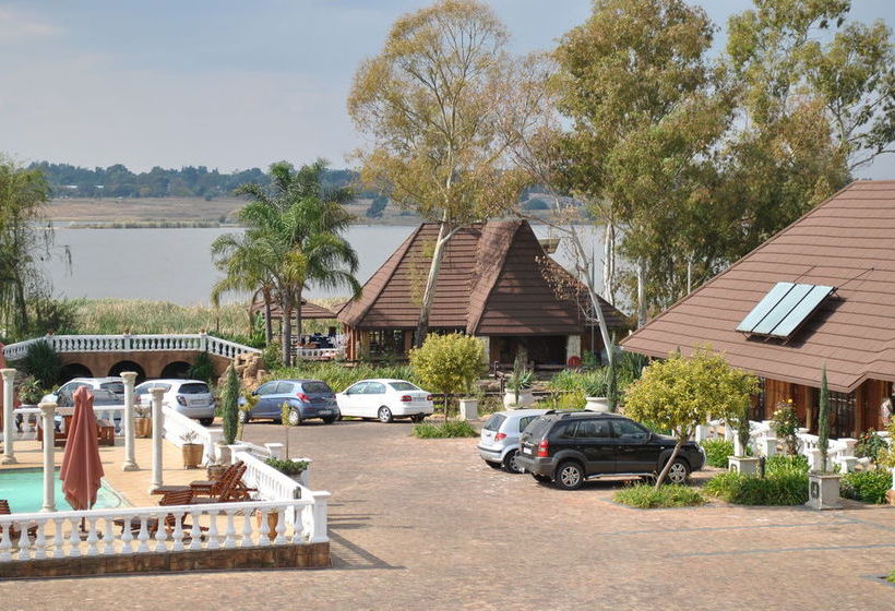 Pension Flamingo's Nest Guest House & Conference Centre 13
