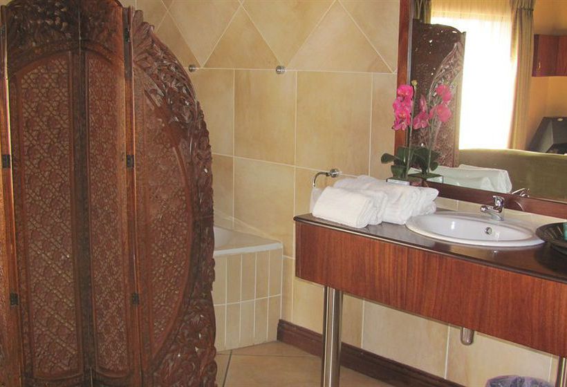 Pension Flamingo's Nest Guest House & Conference Centre 2