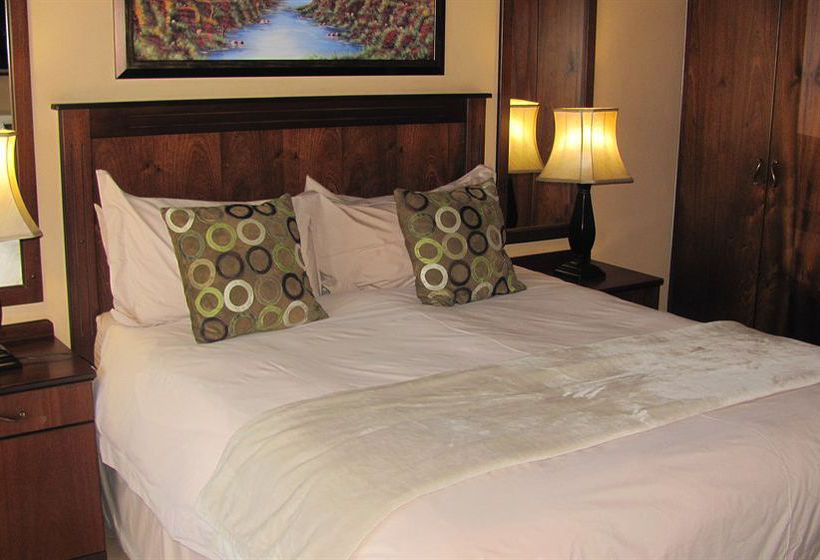 Pension Flamingo's Nest Guest House & Conference Centre 4