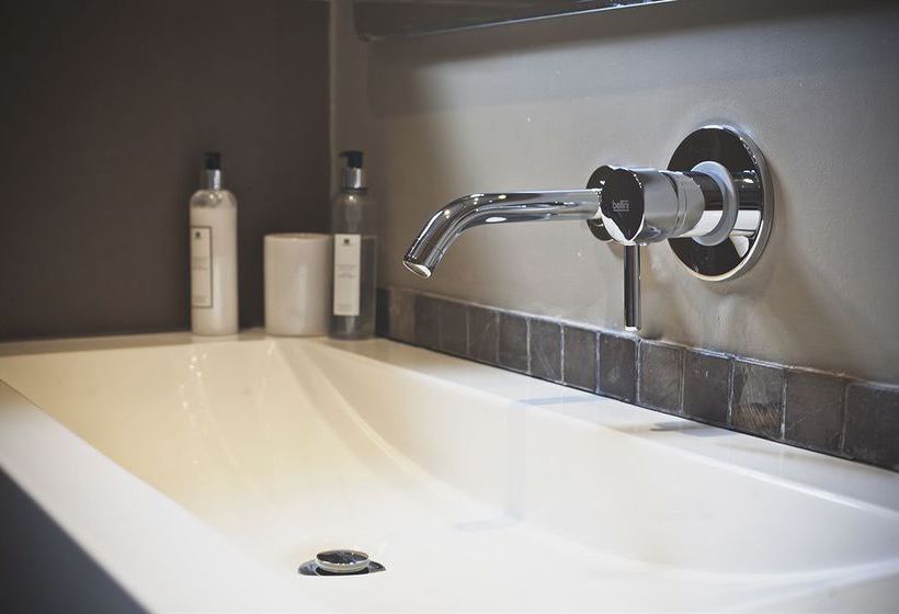 Pension Dolphin Dunes Guest House 13