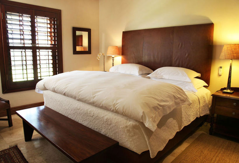 La Petite Dauphine 13