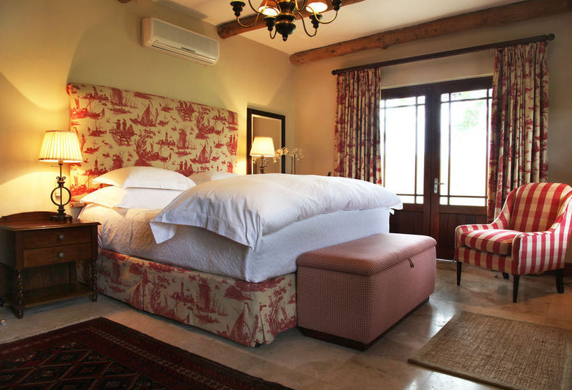 La Petite Dauphine 14