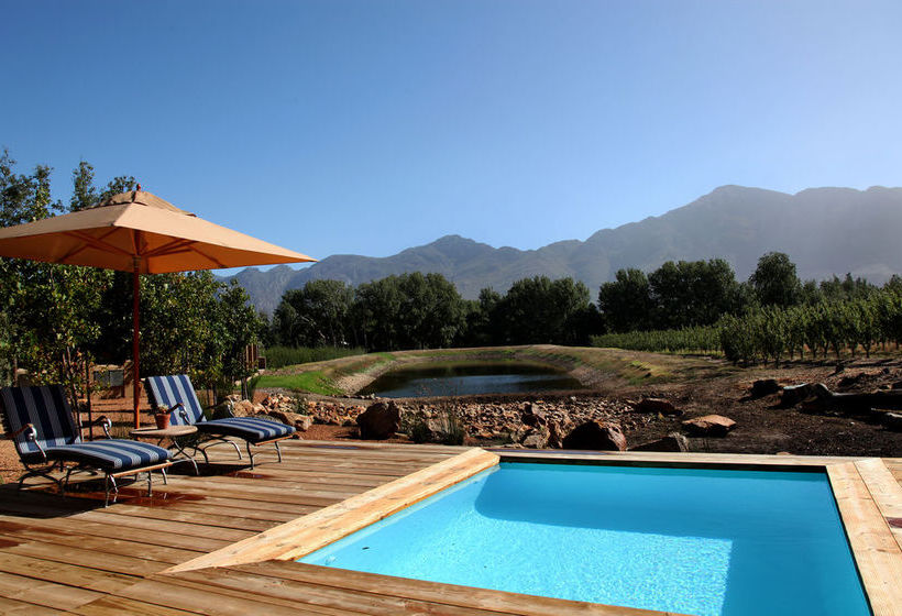 La Petite Dauphine 19