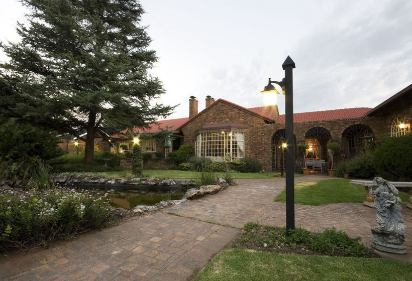 Pension Farmers Folly Guest House 12