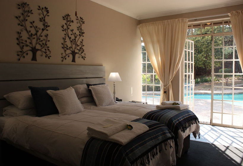 Pension Farmers Folly Guest House 17