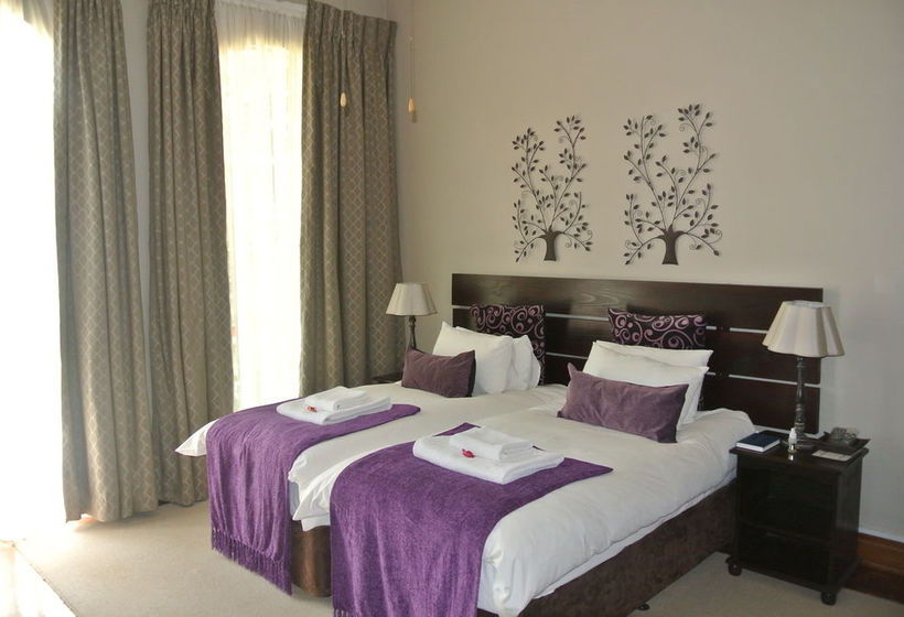 Pension Farmers Folly Guest House 18