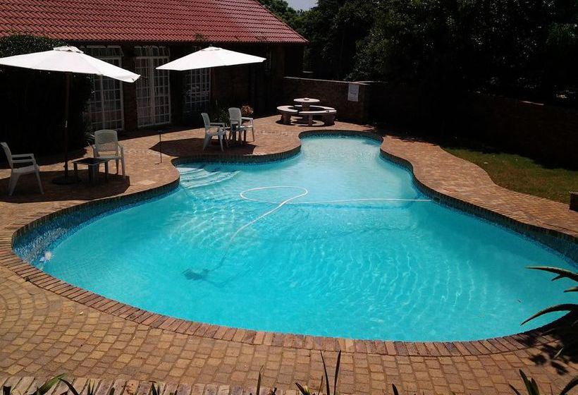 Pension Farmers Folly Guest House 19