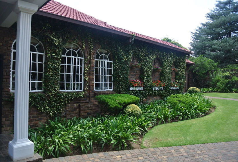 Pension Farmers Folly Guest House 20