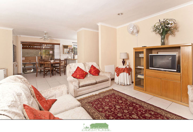 De Keurboom Guesthouse 6