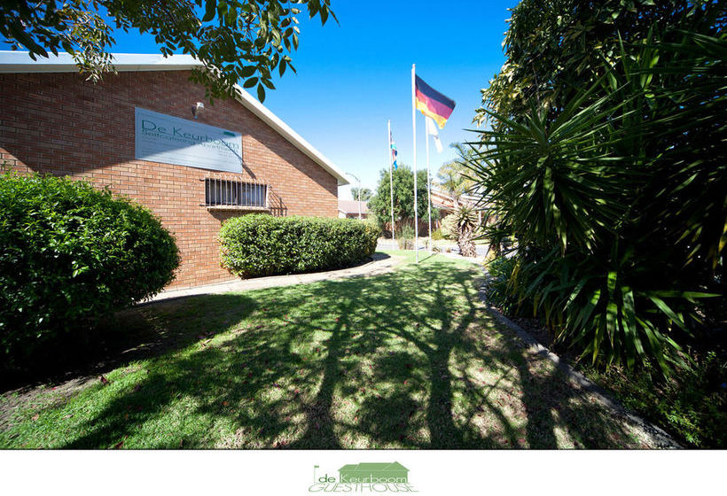 De Keurboom Guesthouse 8