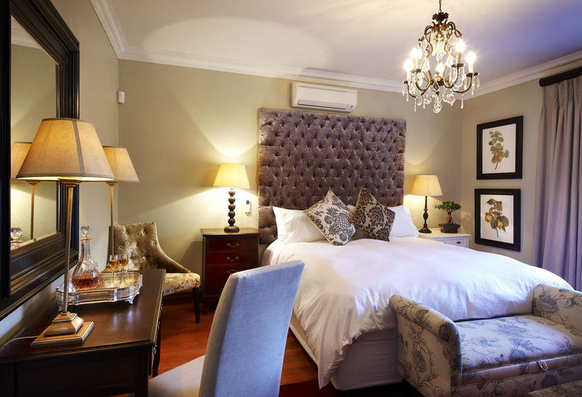 Hotel The Residence 10