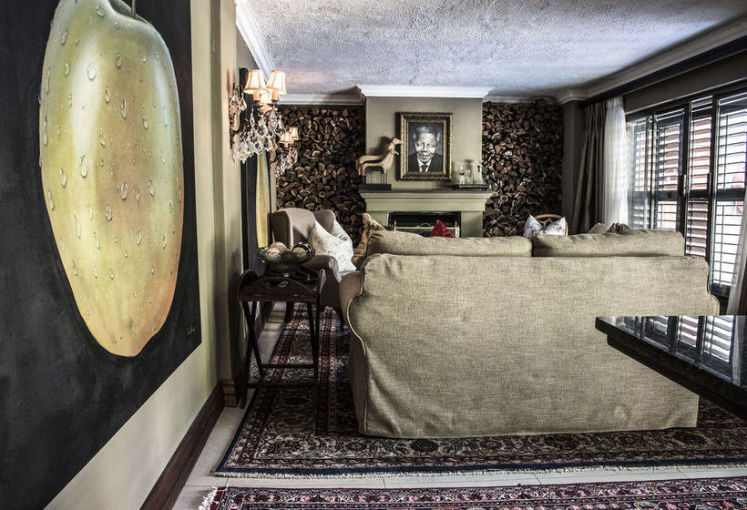 Hotel The Residence 13