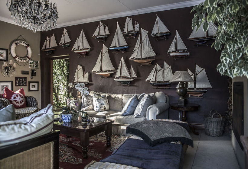 Hotel The Residence 16