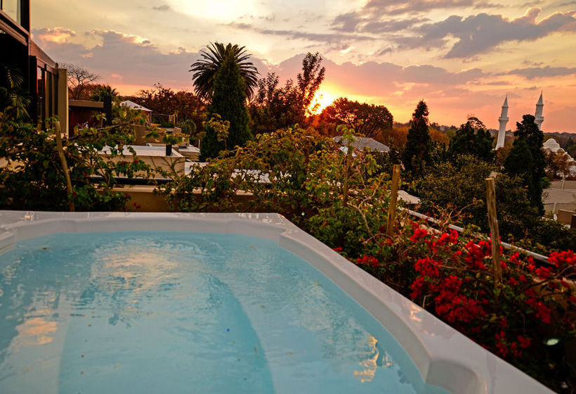 Hotel The Residence 5