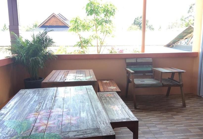 Phangan Barsay Hostel 17