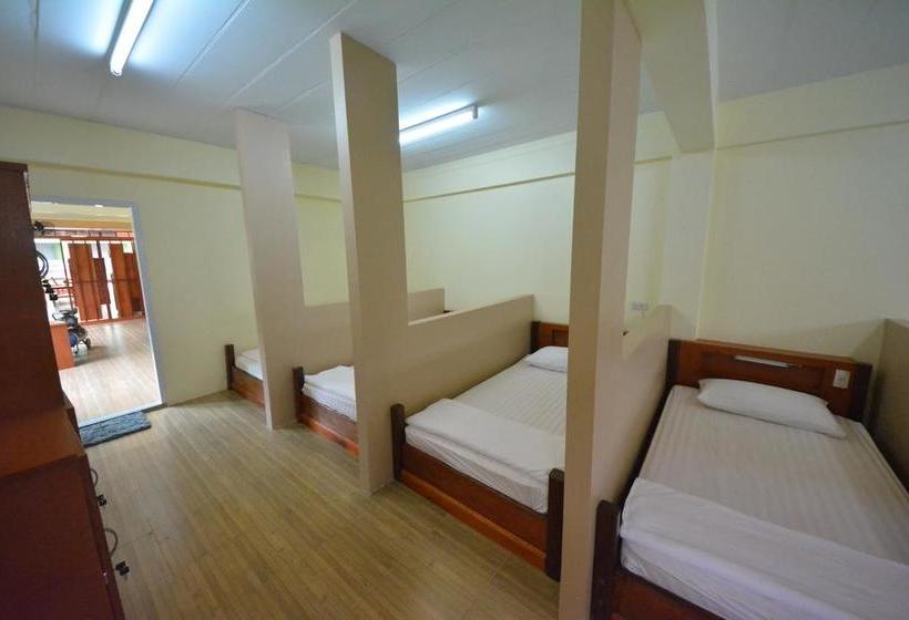 Phangan Barsay Hostel 20