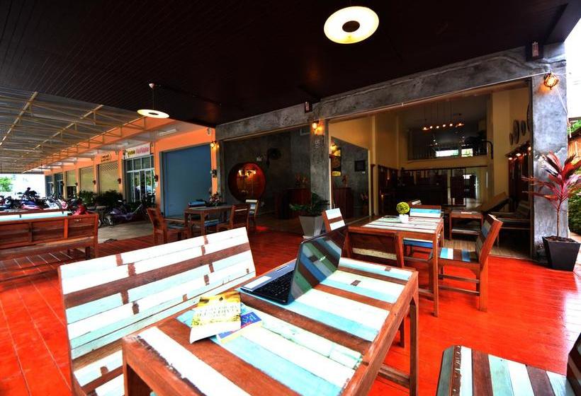 Phangan Barsay Hostel 3